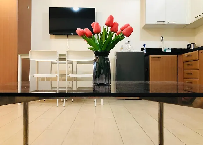 Charming 1br With Balcony Near Venice Mall&bgc *